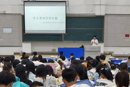 说明: IMG_20220523_192537 说明: IMG_20220523_192537